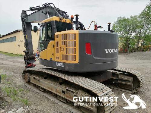 Hydraulic crawler excavator