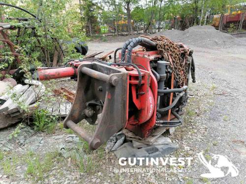 Hydraulic crawler excavator