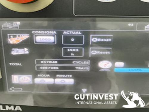 Automatic traysealing machine