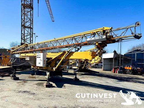 Self-erecting crane