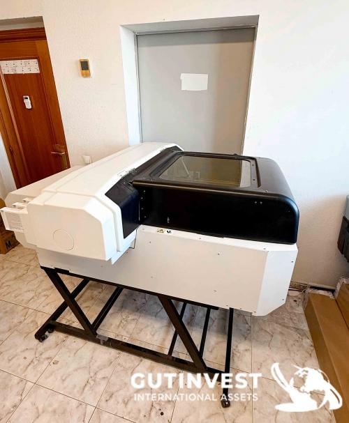 UV LED Flatbed Printer - 6 Colors