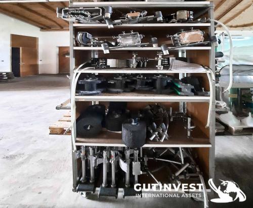 Wine bottle labeling machine