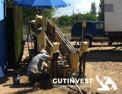 Horizontal drilling machine