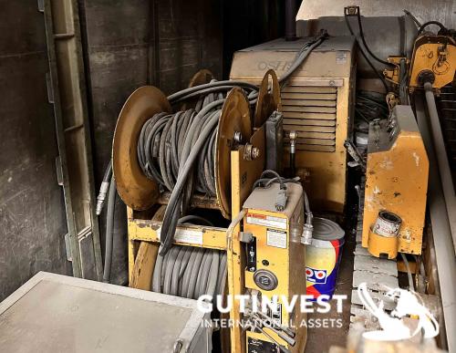 Horizontal drilling machine