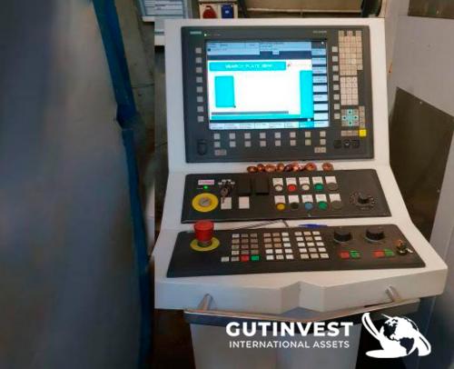 Fiber laser cutting machine