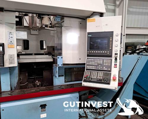 Dos centros de mecanizado CNC