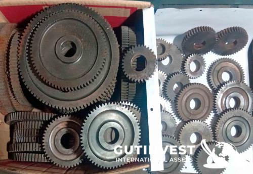Gear shaping machine