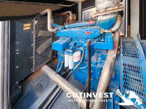 Grupo electrógeno diésel insonorizado 825 kVA