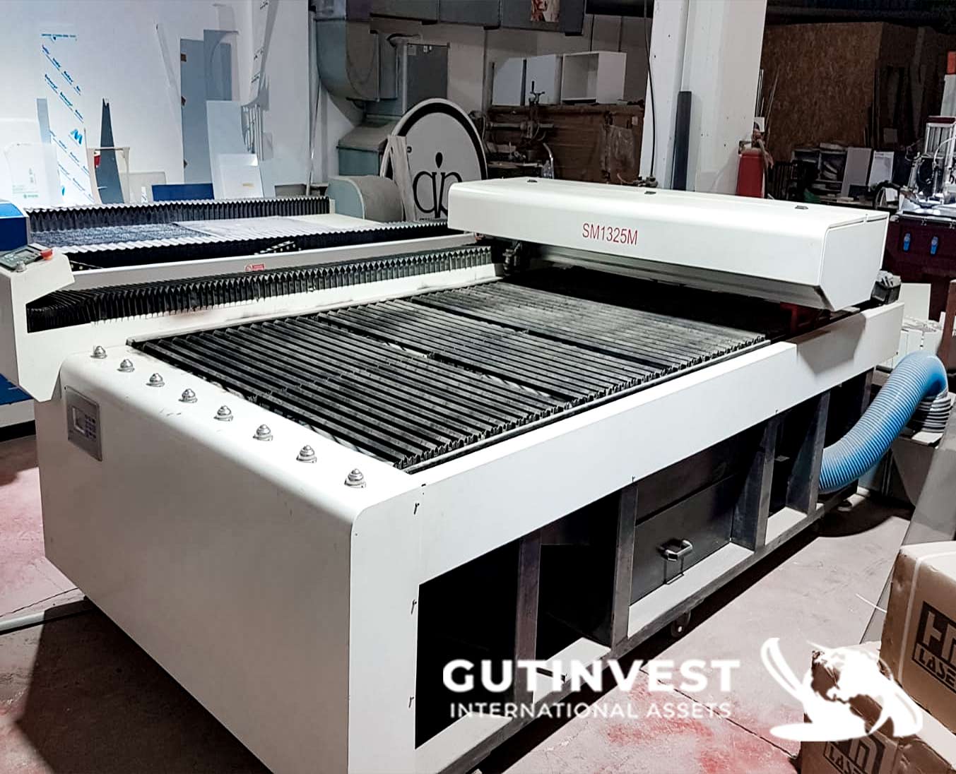 Laser engraving cutting machine
