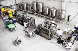 Complete brewery machinery and Industial Estate 11.074 m2