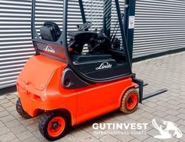Electric forklift truck - Linde 