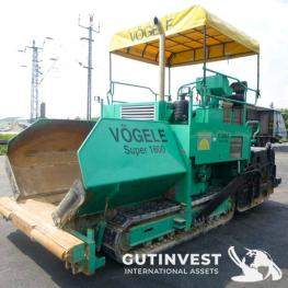 Asphalt paving machine - VÖGELE